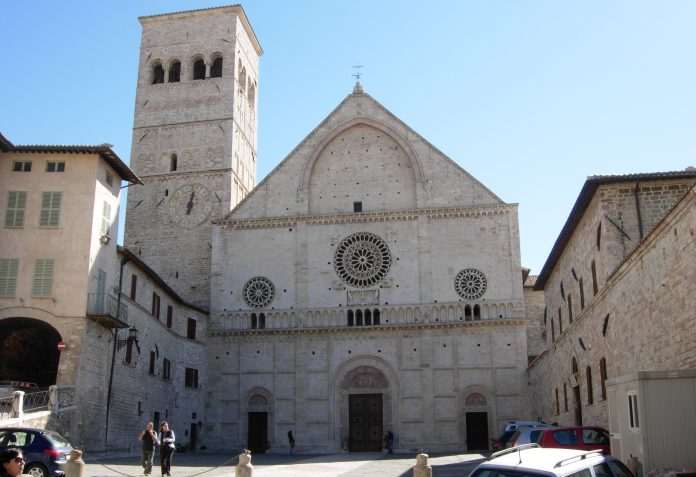 Assisi cattedrale di San Rufino