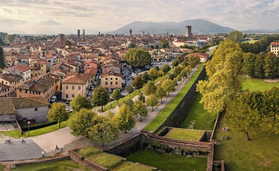 Lucca Mura