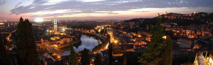 Verona Veduta Notturna