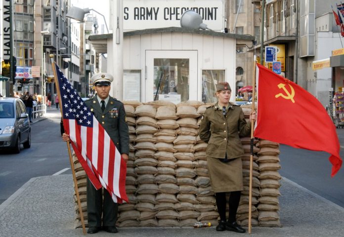 Berlino Check Point Charlie