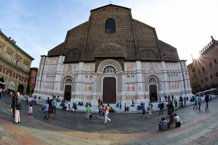 Bologna Basilica San Petronio