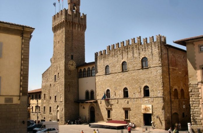 Arezzo Palazzo dei Priori