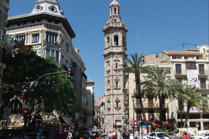 Valencia chiesa e torre di Santa Catalina