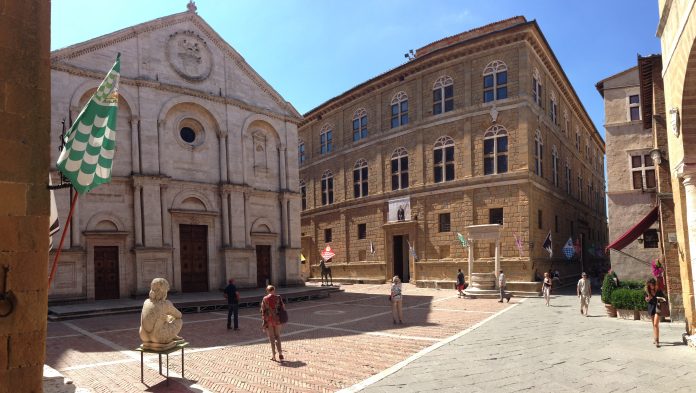 Pienza Piazza Pio I