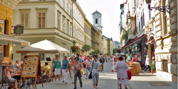 Budapest Via Vàci