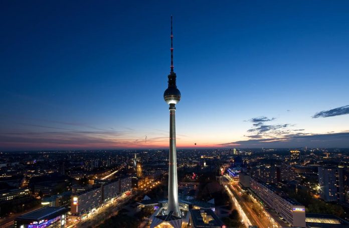 Berlino Alexanderplatz Torre Televisione