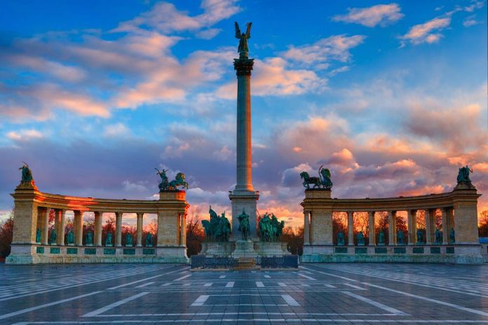 Budapest Piazza degli Eroi