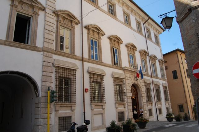 Spoleto Palazzo Mauri Biblioteca