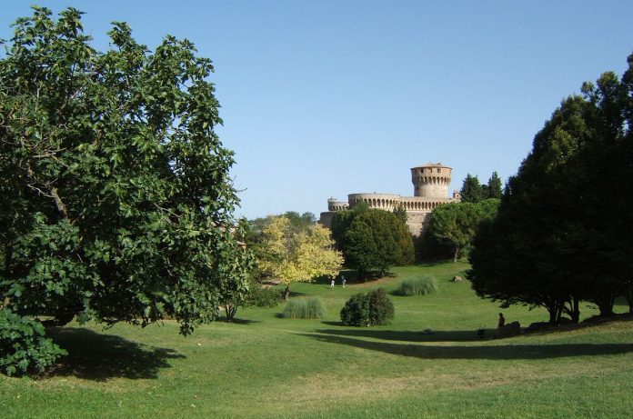 Volterra Giardini Enrico Fiumi