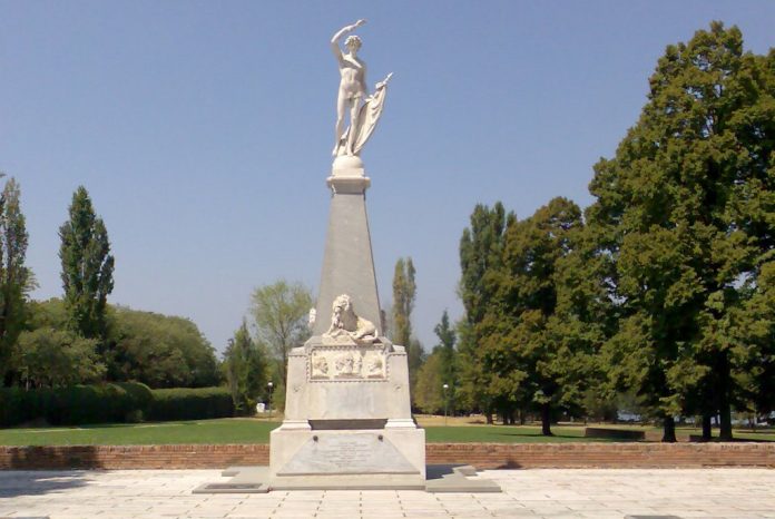 Mantova Monumento Martiri Belfiore