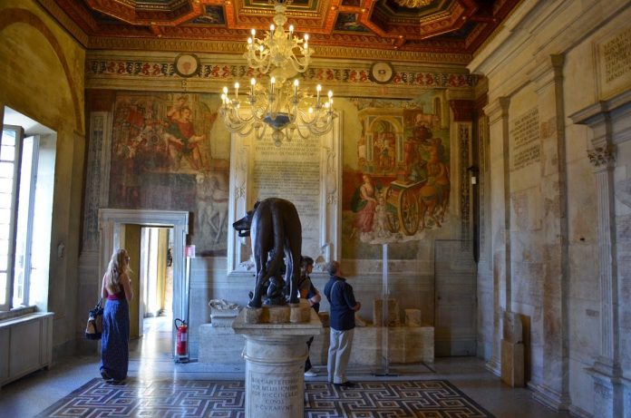 Roma Musei Capitolini Sala della Lupa