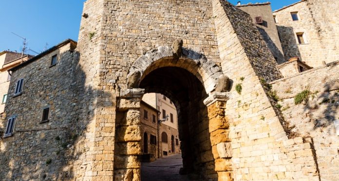 Volterra Porta dell'Arco