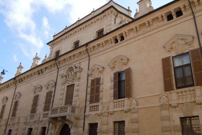 Mantova Palazzo Sordi