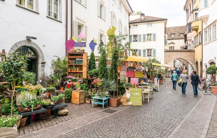 Bolzano Via Dr Streiter - Via Francescani 