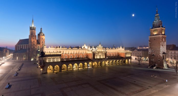 Cracovia Piazza del Mercato