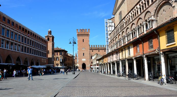 Ferrara Piazza Trento Trieste