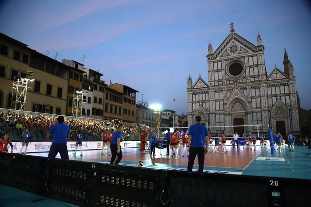 Firenze Piazza Santa Croce