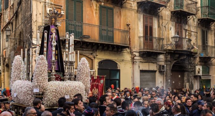 Processione Palermo cosa vedere