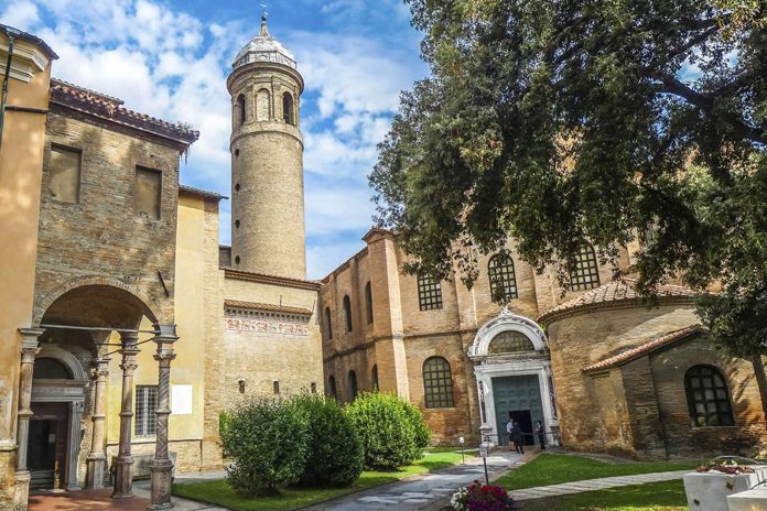 Ravenna Basilica San Vitale Esterno