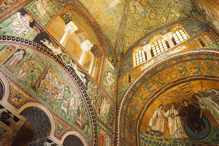 Ravenna Basilica San Vitale volta interna