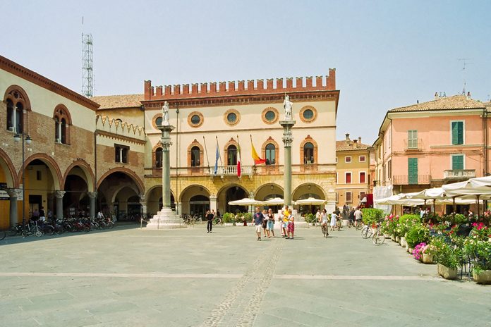 Ravenna Piazza del Popolo