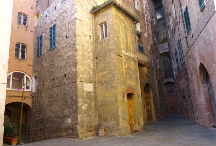 Siena Castellare degli ugurgieri