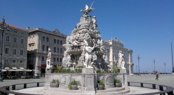 TRIESTE 05 La Fontana dei Quattro Continenti