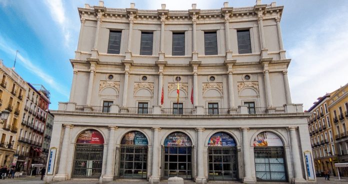Teatro reale Madrid luoghi di interesse